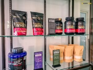 Tips for Maintaining a High Protein Diet While Traveling